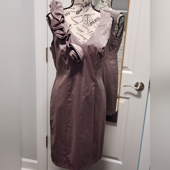 Roulette Tan Shimmer Party Dress - Picture 3 of 16